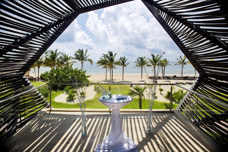 Free destination wedding giveaway Royalton Riviera Cancun Venue
