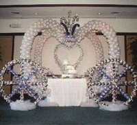 thumbs_oformlenie-zala-na-svadbu-sharami-korona Украшение свадебного зала шарами: самые оригинальные идеи!