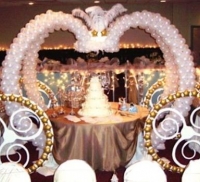 thumbs_ukrashenie-zala-sharami-korona Украшение свадебного зала шарами: самые оригинальные идеи!