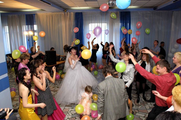 Свадебные конкурсы с шарами