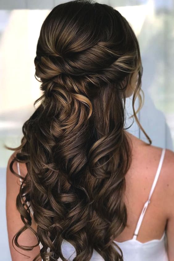half-up-wedding-hairstyles-min